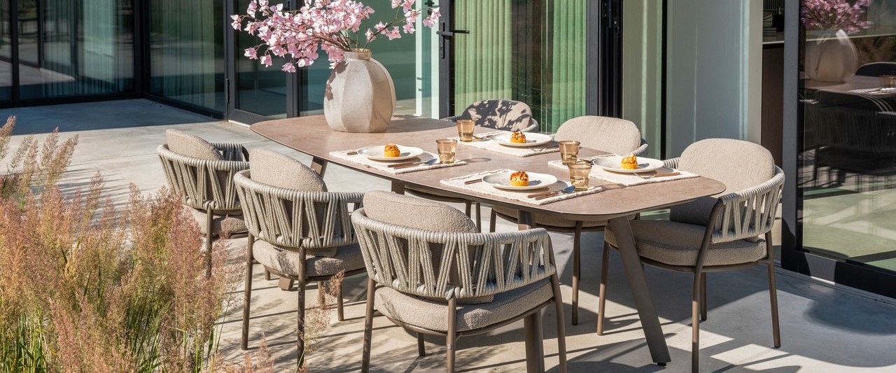 calma dining set terre with manolo table 01 groot