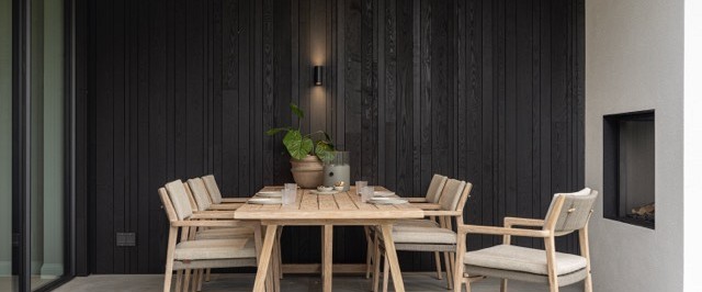 julia dining set with noah table brushed teak outdoors   08 normaal