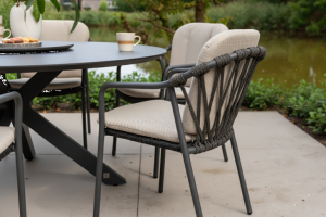 Manitoba stapelbare tuinstoel antraciet incl. 2 kussens | Taste 4SO