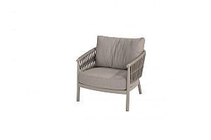 Catalana living chair cloud with 2 cushions - SHOWROOMMODEL