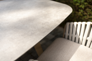 Taste by 4 Seasons Outdoor Manolo tuintafel antraciet met geprint keramiek tafelblad  75 x 75 cm.