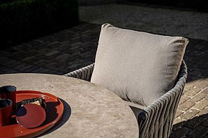 Sarah low dining tuintafel latte met geprinte keramiek tafelblad 130 cm Ø OP=OP | Taste 4SO