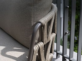 4 Seasons Outdoor Mallorca low dining set met Sarah low dining tafel Ø 130cm Terre