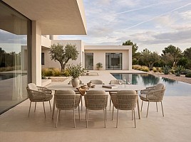 Taste by 4 Seasons Outdoor Forma dining set linen