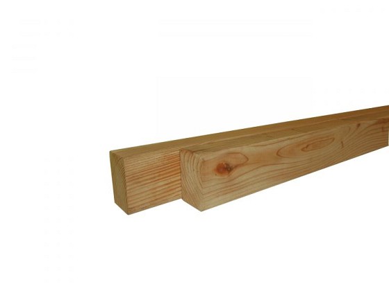 Douglas fijnbezaagde regel 4,5 x 7,5 x 400 cm, groen geïmpregneerd.*