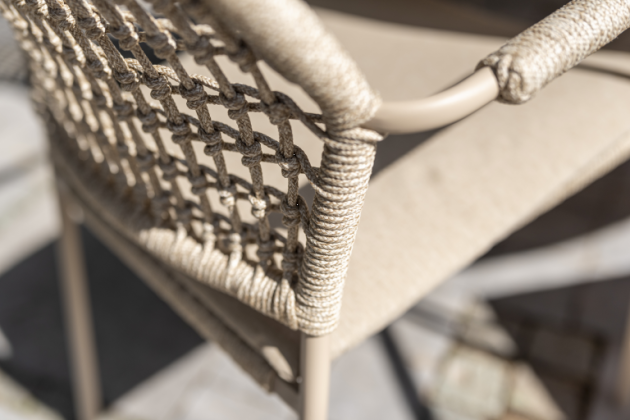 Taste by 4 Seasons Outdoor Barista stapelbare tuinstoel latte incl. kussen