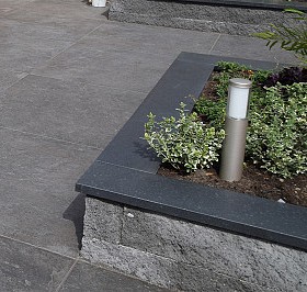 ++Natuursteen Basalt vijverranden 3x20x100 cm Geslepen