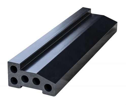 Composiet fundamentbalk 4,0 x 7,5 x 300 cm.*