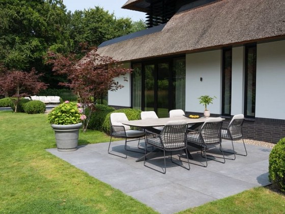 Taste by 4 Seasons Outdoor Rhodos dining stoel antraciet incl. kussens