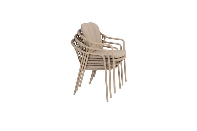 Taste by 4 Seasons Outdoor Manitoba stapelbare tuinstoel latte incl. 2 kussens