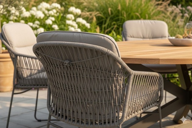 4 Seasons Outdoor Moretti dining set met Prado eettafel Terre Teak 240x115cm