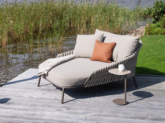 4 Seasons Outdoor Sofie bijzettafel amber met keramisch tafelblad 35 x 30 cm (H 50)