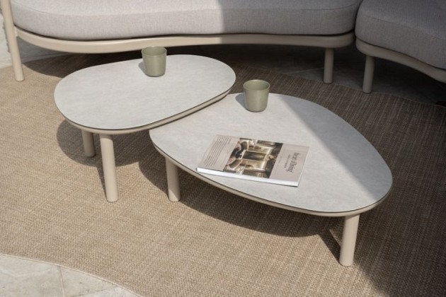 Taste by 4 Seasons Outdoor Monroe set van 2 bijzettafels latte 65 Ø cm (H 32) en 80 Ø cm (27 H)