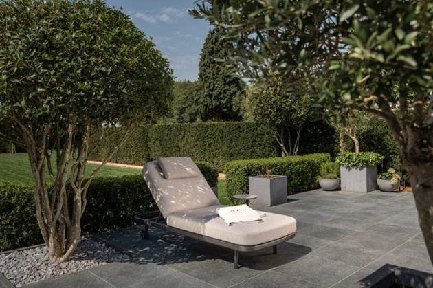 Taste by 4 Seasons Outdoor Milano ligbed antraciet incl. kussen en hoofdsteun OP=OP