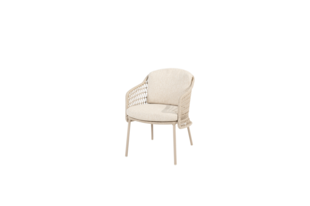 4 Seasons Outdoor Puccini dining set met Donato eettafel rond Ø 160cm Latte