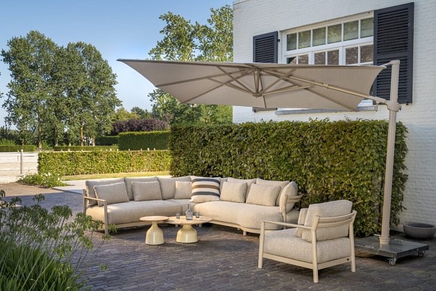 Mykonos loungeset latte met Boaz loungetafels | 4 Seasons Outdoor