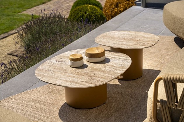 4 Seasons Outdoor Biarritz loungeset met loungestoel Amber en Sofie loungetafels