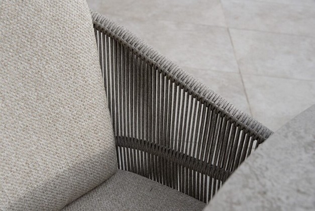 Taste by 4 Seasons Outdoor Florence low dining set met Sarah low dining tafel terre