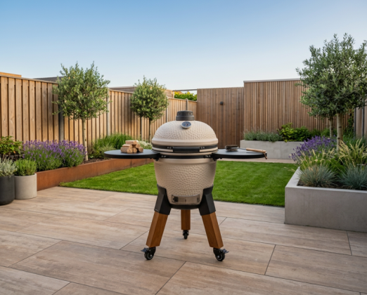 Kamado sandy stone incl. pedestal & side-table - incl. aluminium wood-look legs (incl. wheels)