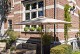 4 Seasons Outdoor Azzurro parasol 200 x 300 cm. zand met houtlook frame OP=OP